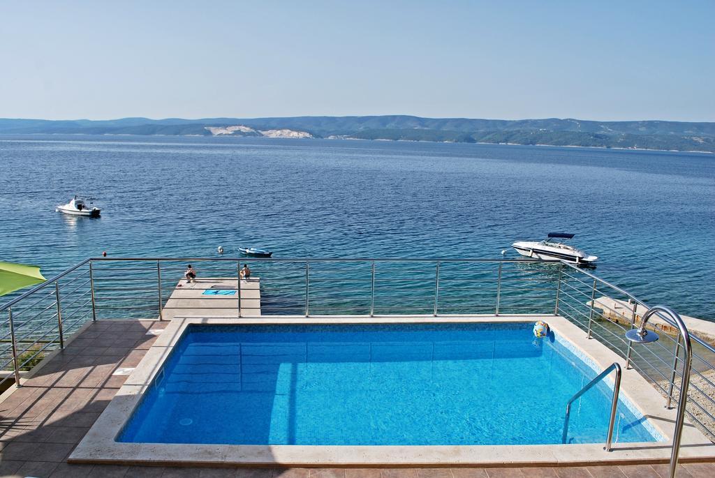 Apartments Nostro Omis Exterior photo